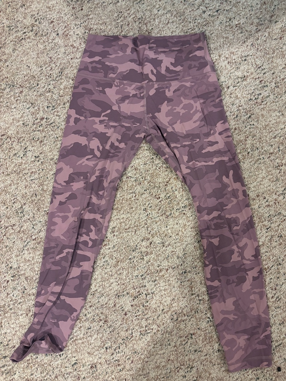 Lululemon pink camo leggings size 8